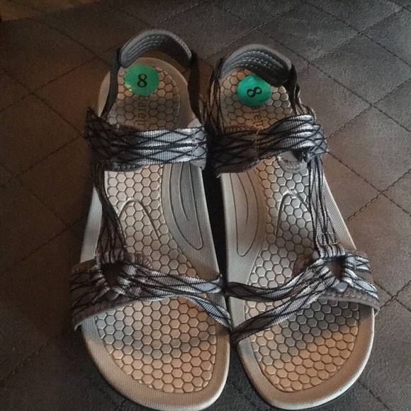 baretraps dandy sandals